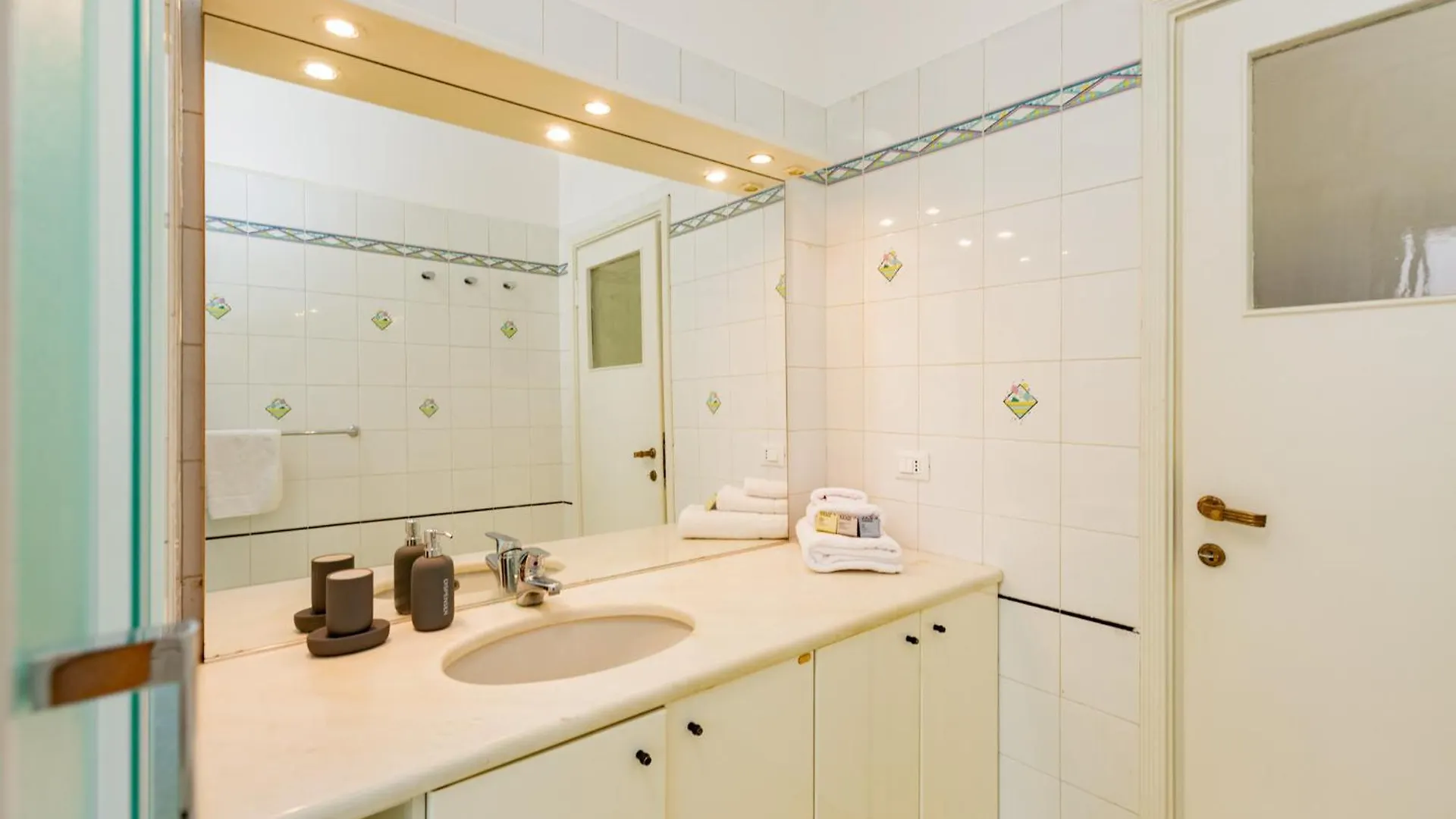 מילאנו Letizia5 Sweet And Cozy Apartment